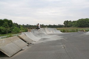09