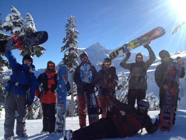 The Sno Con team perched in front of Mt. Shuksan